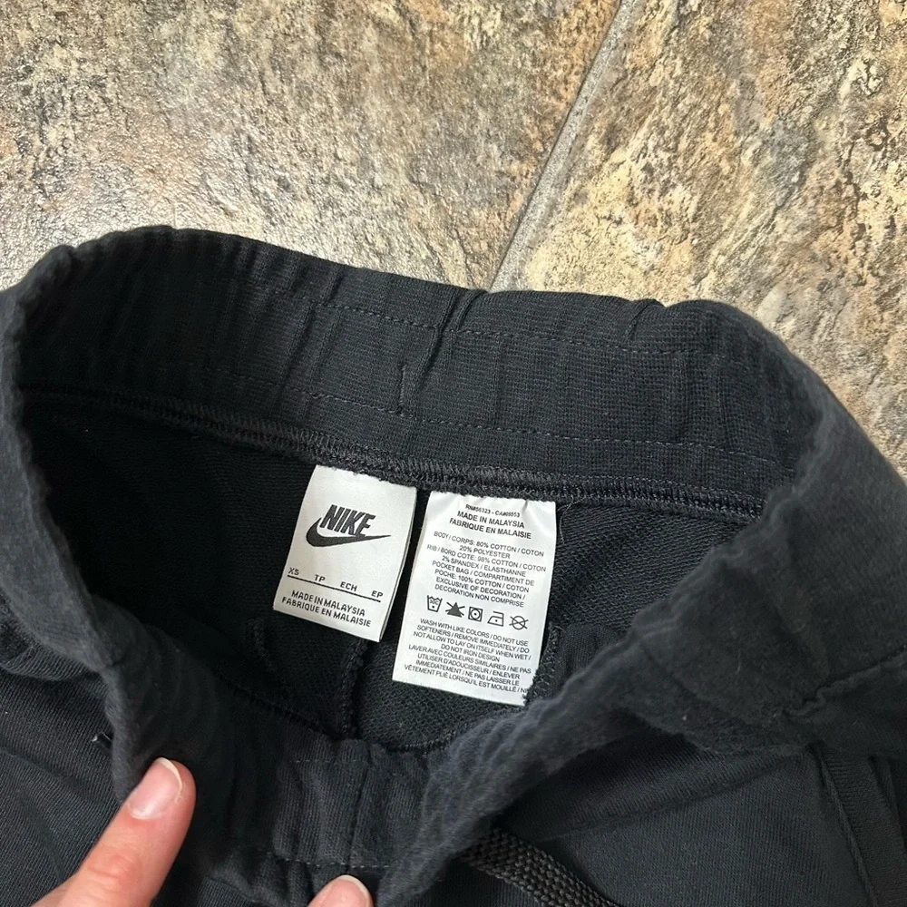 Nike comfortable sleek